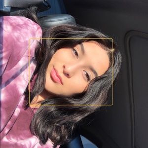 Meet your Posher, Gloria